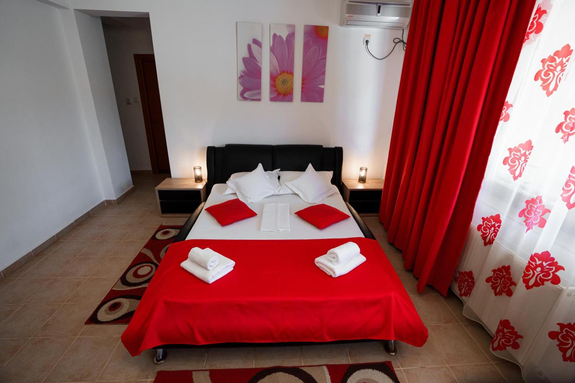 Hotel Raluca Năvodari Esterno foto