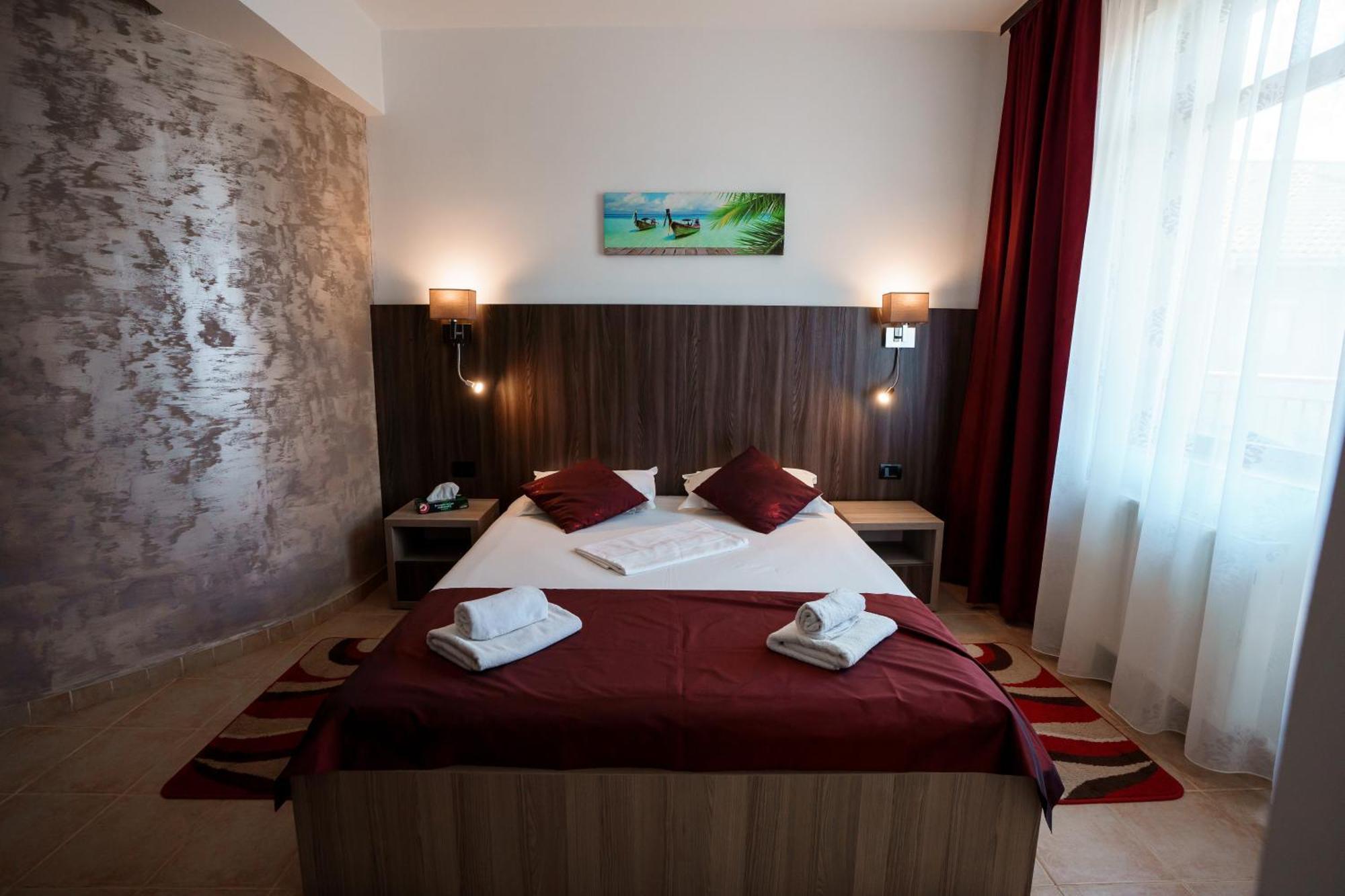 Hotel Raluca Năvodari Esterno foto